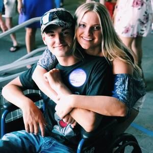 Meet your Posher, Kendra